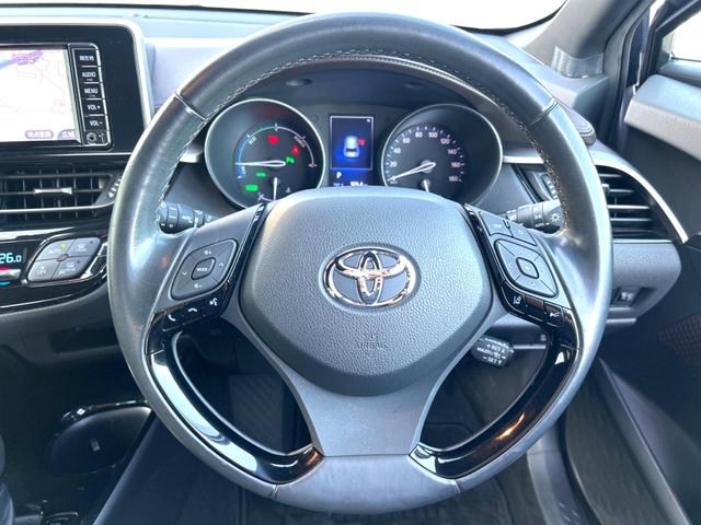 Ｃ－ＨＲ Ｇ　セーフティセンス　禁煙車　純正ナビ　レーダークルーズコントロール　バックカメラ　ＥＴＣ　Ｂｌｕｅｔｏｏｔｈ　ドライブレコーダー　シートヒーター　レーンキープアシスト　クリアランスソナー　ＬＥＤフォグ（11枚目）