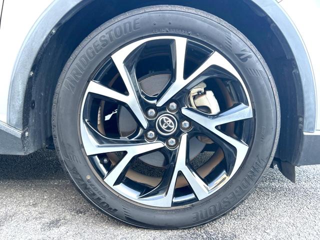 Ｃ－ＨＲ Ｇ　セーフティセンス　禁煙車　純正ナビ　レーダークルーズコントロール　バックカメラ　ＥＴＣ　Ｂｌｕｅｔｏｏｔｈ　ドライブレコーダー　シートヒーター　レーンキープアシスト　クリアランスソナー　ＬＥＤフォグ（43枚目）