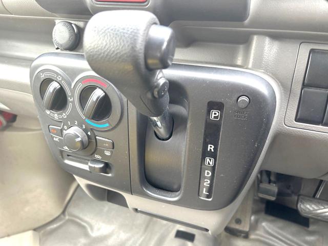 エブリイ ＰＣリミテッド　両側スライドドア　ＥＴＣ　ＬＥＤヘッドライト　ＣＤ再生　盗難防止装置　プライバシーガラス（39枚目）