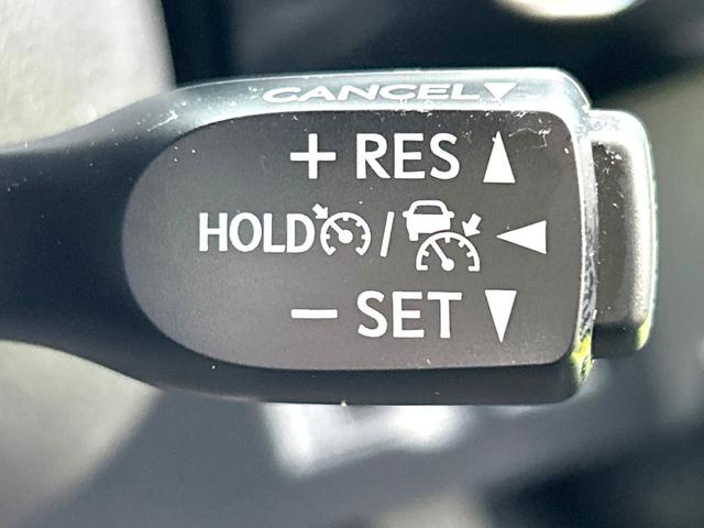 プリウス Aプレミアム ツーリングセレクション 衝突軽減装置 禁煙車 純正9型ナビ レザーシート 純正アルミホイール レーダークルーズ ETC Bluetooth フルセグ ドラレコ スマートキー パワーシート LEDヘッドライト クルコン(5枚目)