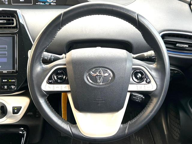 プリウス Aプレミアム ツーリングセレクション 衝突軽減装置 禁煙車 純正9型ナビ レザーシート 純正アルミホイール レーダークルーズ ETC Bluetooth フルセグ ドラレコ スマートキー パワーシート LEDヘッドライト クルコン(11枚目)