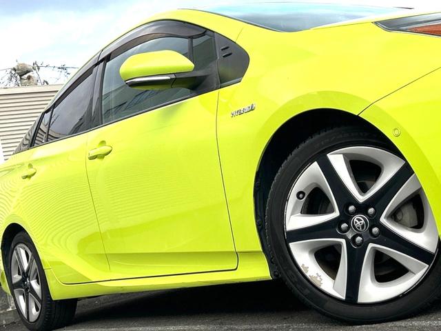 プリウス Aプレミアム ツーリングセレクション 衝突軽減装置 禁煙車 純正9型ナビ レザーシート 純正アルミホイール レーダークルーズ ETC Bluetooth フルセグ ドラレコ スマートキー パワーシート LEDヘッドライト クルコン(13枚目)