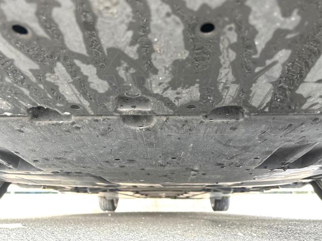 プリウス Aプレミアム ツーリングセレクション 衝突軽減装置 禁煙車 純正9型ナビ レザーシート 純正アルミホイール レーダークルーズ ETC Bluetooth フルセグ ドラレコ スマートキー パワーシート LEDヘッドライト クルコン(19枚目)