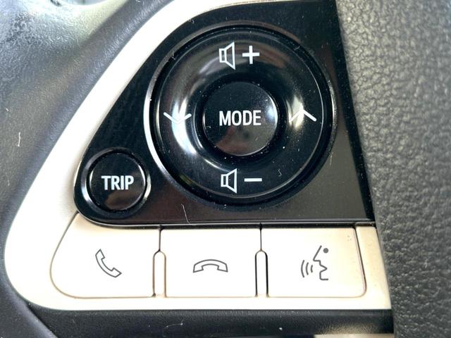 プリウス Aプレミアム ツーリングセレクション 衝突軽減装置 禁煙車 純正9型ナビ レザーシート 純正アルミホイール レーダークルーズ ETC Bluetooth フルセグ ドラレコ スマートキー パワーシート LEDヘッドライト クルコン(35枚目)