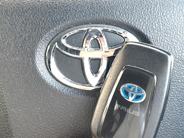 プリウス Aプレミアム ツーリングセレクション 衝突軽減装置 禁煙車 純正9型ナビ レザーシート 純正アルミホイール レーダークルーズ ETC Bluetooth フルセグ ドラレコ スマートキー パワーシート LEDヘッドライト クルコン(36枚目)