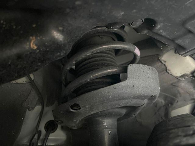 プリウス Ｓ　セーフティセンス　禁煙車　純正ＳＤナビ　全周囲カメラ　レーダークルーズコントロール　ＥＴＣ　Ｂｌｕｅｔｏｏｔｈ　ドラレコ　ＬＥＤヘッドライト　ＬＥＤフォグライト　レーンキープ　クリアランスソナー（20枚目）