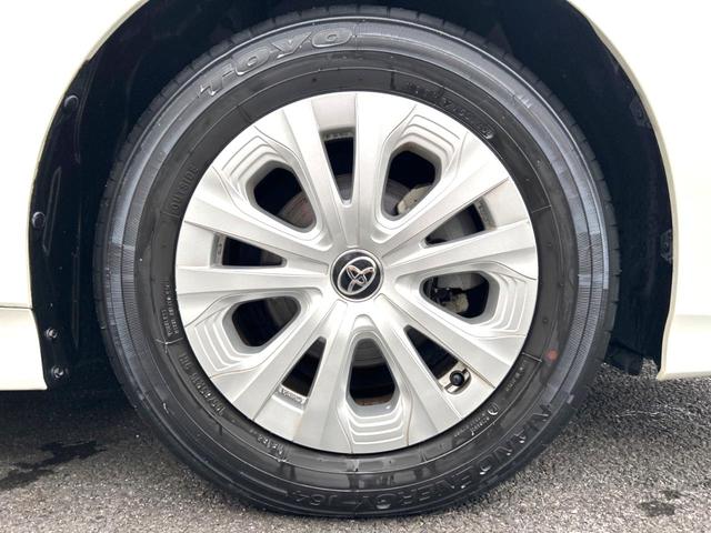 プリウス Ｓ　セーフティセンス　禁煙車　純正ＳＤナビ　全周囲カメラ　レーダークルーズコントロール　ＥＴＣ　Ｂｌｕｅｔｏｏｔｈ　ドラレコ　ＬＥＤヘッドライト　ＬＥＤフォグライト　レーンキープ　クリアランスソナー（26枚目）