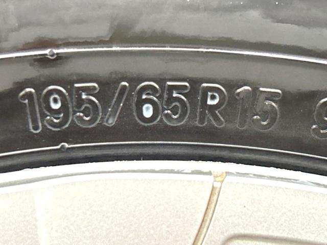 プリウス Ｓ　セーフティセンス　禁煙車　純正ＳＤナビ　全周囲カメラ　レーダークルーズコントロール　ＥＴＣ　Ｂｌｕｅｔｏｏｔｈ　ドラレコ　ＬＥＤヘッドライト　ＬＥＤフォグライト　レーンキープ　クリアランスソナー（31枚目）