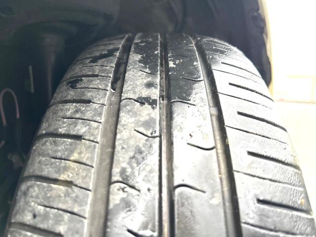 プリウス Ｓ　セーフティセンス　禁煙車　純正ＳＤナビ　全周囲カメラ　レーダークルーズコントロール　ＥＴＣ　Ｂｌｕｅｔｏｏｔｈ　ドラレコ　ＬＥＤヘッドライト　ＬＥＤフォグライト　レーンキープ　クリアランスソナー（32枚目）