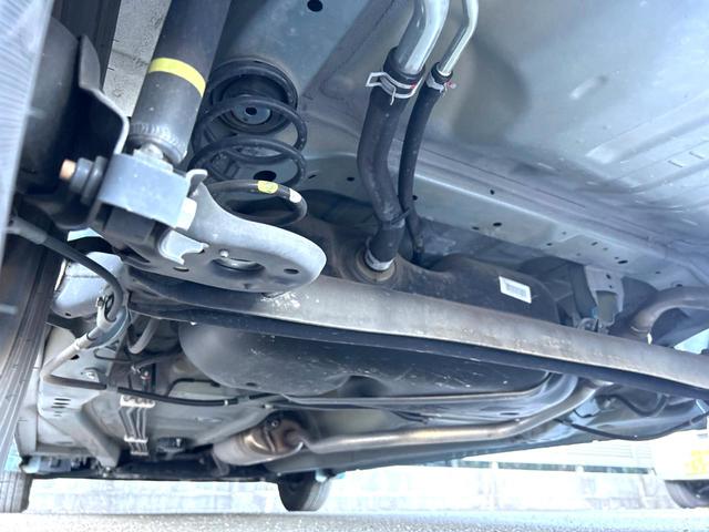 アルト L 衝突軽減装置 禁煙車 シートヒーター レーンアシスト クリアランスソナー オートライト CD再生 盗難防止装置 プライバシーガラス アイドリングストップ(22枚目)