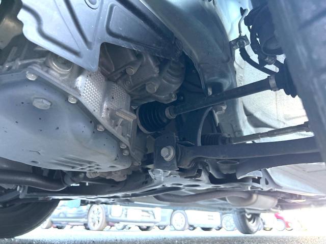 アルト L 衝突軽減装置 禁煙車 シートヒーター レーンアシスト クリアランスソナー オートライト CD再生 盗難防止装置 プライバシーガラス アイドリングストップ(25枚目)