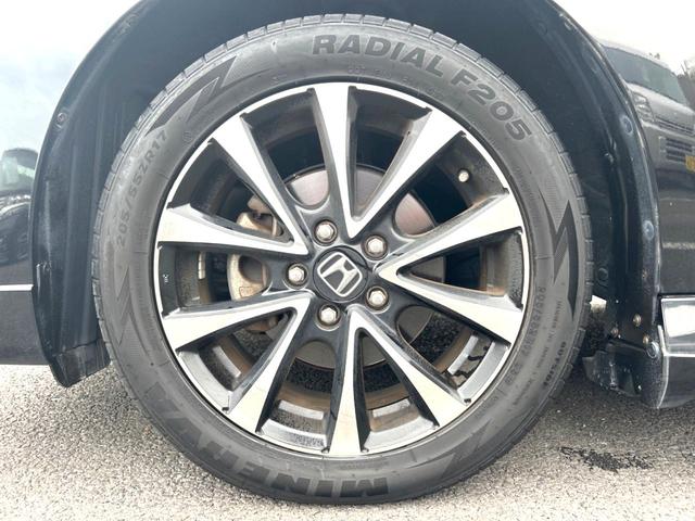 ステップワゴンスパーダ Z クールスピリット 両側電動ドア 後席モニター バックカメラ 禁煙車 ハーフレザーシート ドラレコ スマートキー HIDヘッド ビルトインETC クルコン オートライト オートエアコン 純正17インチアルミ CD(32枚目)