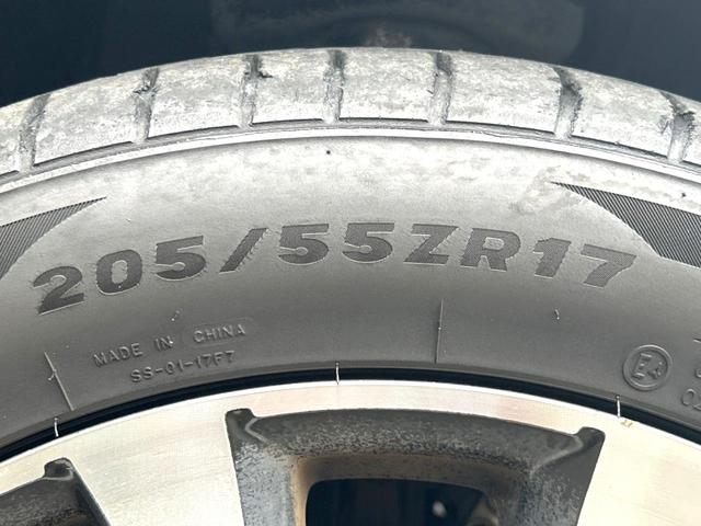 ステップワゴンスパーダ Z クールスピリット 両側電動ドア 後席モニター バックカメラ 禁煙車 ハーフレザーシート ドラレコ スマートキー HIDヘッド ビルトインETC クルコン オートライト オートエアコン 純正17インチアルミ CD(35枚目)