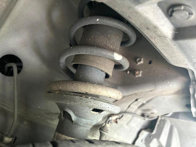 下回りがきれいなうちに、防錆加工の施工がオススメ。降雪地域はもちろん、沿岸部にお住いの方や、趣味でマリン・ウィンタースポーツをされる方にご好評いただいております。