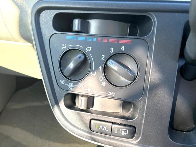 パッソ Ｘ　禁煙車　盗難防止装置　プライバシーガラス　アイドリングストップ　横滑防止装置（5枚目）