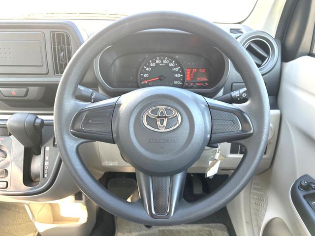 パッソ Ｘ　禁煙車　盗難防止装置　プライバシーガラス　アイドリングストップ　横滑防止装置（9枚目）