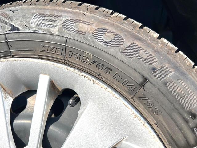 パッソ Ｘ　禁煙車　盗難防止装置　プライバシーガラス　アイドリングストップ　横滑防止装置（29枚目）