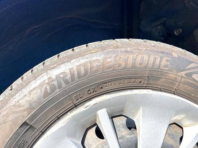 パッソ Ｘ　禁煙車　盗難防止装置　プライバシーガラス　アイドリングストップ　横滑防止装置（30枚目）