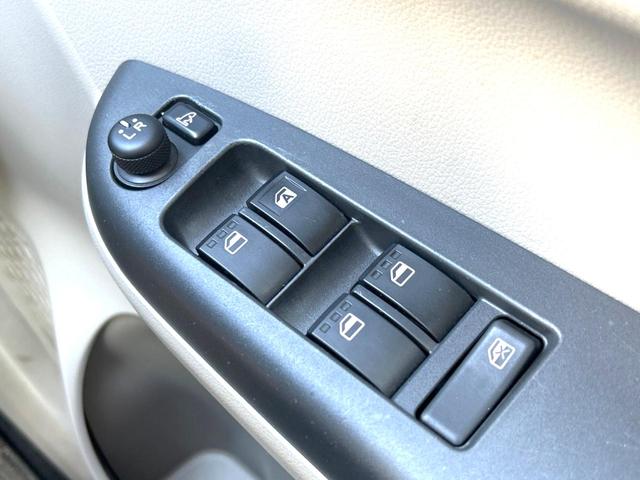 パッソ Ｘ　禁煙車　盗難防止装置　プライバシーガラス　アイドリングストップ　横滑防止装置（44枚目）