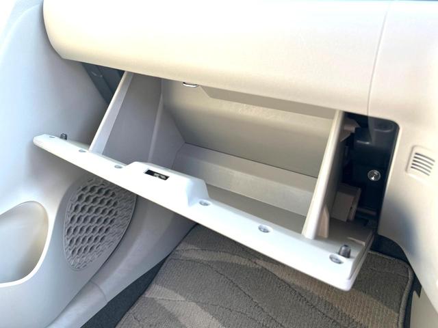 パッソ Ｘ　禁煙車　盗難防止装置　プライバシーガラス　アイドリングストップ　横滑防止装置（45枚目）