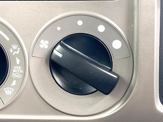 ルークス E 禁煙車 オーディオ 盗難防止装置 プライバシーガラス CD再生(45枚目)