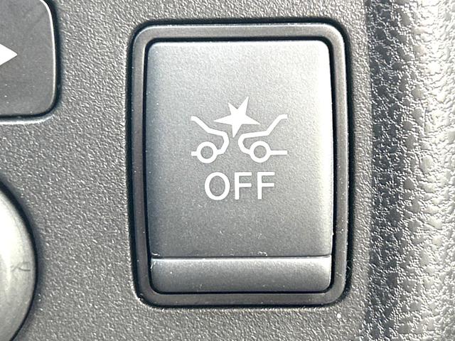 ノート Ｓ　バックカメラ　衝突被害軽減システム　禁煙車　コーナーセンサー　ＥＴＣ　純正　車線逸脱警報　オートライト　Ｂｌｕｅｔｏｏｔｈ　ＣＤ　地デジ（6枚目）