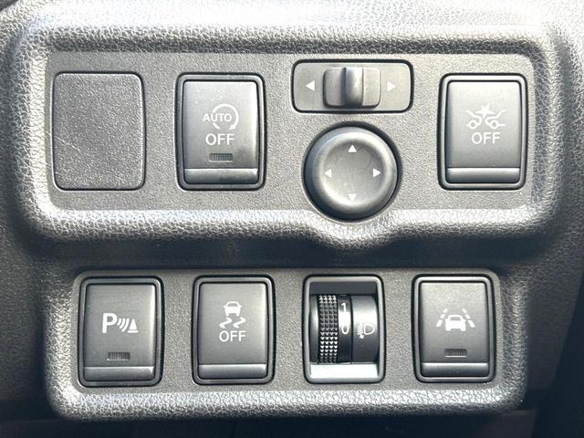 ノート Ｓ　バックカメラ　衝突被害軽減システム　禁煙車　コーナーセンサー　ＥＴＣ　純正　車線逸脱警報　オートライト　Ｂｌｕｅｔｏｏｔｈ　ＣＤ　地デジ（40枚目）
