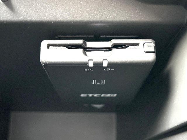 ノート ｅ－パワー　Ｘ　衝突軽減装置　全周囲カメラ　レーダークルーズ　バックカメラ　ＥＴＣ　Ｂｌｕｅｔｏｏｔｈ　フルセグ　ドラレコ　スマートキー　コーナーセンサー　ステアリングスイッチ　純正１５インチアルミホイール（6枚目）