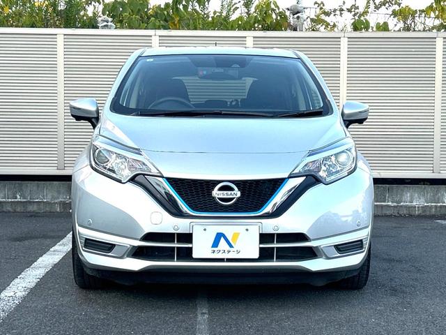ノート ｅ－パワー　Ｘ　衝突軽減装置　全周囲カメラ　レーダークルーズ　バックカメラ　ＥＴＣ　Ｂｌｕｅｔｏｏｔｈ　フルセグ　ドラレコ　スマートキー　コーナーセンサー　ステアリングスイッチ　純正１５インチアルミホイール（14枚目）