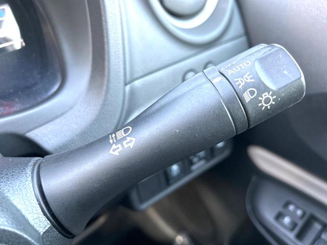 ノート ｅ－パワー　Ｘ　衝突軽減装置　全周囲カメラ　レーダークルーズ　バックカメラ　ＥＴＣ　Ｂｌｕｅｔｏｏｔｈ　フルセグ　ドラレコ　スマートキー　コーナーセンサー　ステアリングスイッチ　純正１５インチアルミホイール（50枚目）