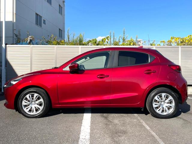 ＭＡＺＤＡ２ １５Ｓ　スマートエディション　衝突軽減装置　禁煙車　純正ＳＤナビ　全周囲カメラ　ＥＴＣ　Ｂｌｕｅｔｏｏｔｈ　ドラレコ　スマートキー　ＬＥＤヘッドライト　レーンキープアシスト　クリアランスソナー　ＣＤ／ＤＶＤ　アイドリングストップ（26枚目）
