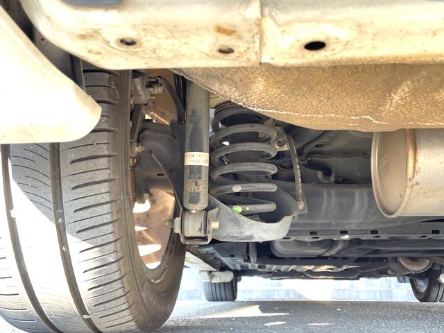 ステップワゴンスパーダ Z クールスピリット 両側電動スライドドア 禁煙車 純正ナビ バックカメラ ETC フルセグ ハーフレザーシート HIDヘッドライト クルーズコントロール 革巻きステアリング ステアリングスイッチ 純正17インチアルミ(22枚目)