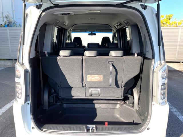 ステップワゴンスパーダ Z クールスピリット 両側電動スライドドア 禁煙車 純正ナビ バックカメラ ETC フルセグ ハーフレザーシート HIDヘッドライト クルーズコントロール 革巻きステアリング ステアリングスイッチ 純正17インチアルミ(36枚目)