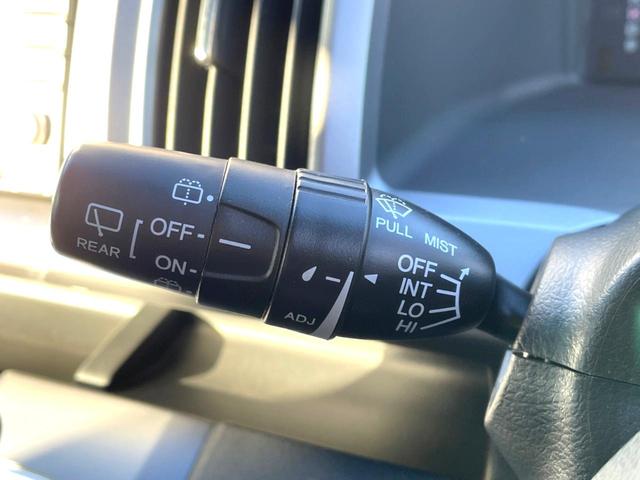 ステップワゴンスパーダ Z クールスピリット 両側電動スライドドア 禁煙車 純正ナビ バックカメラ ETC フルセグ ハーフレザーシート HIDヘッドライト クルーズコントロール 革巻きステアリング ステアリングスイッチ 純正17インチアルミ(44枚目)