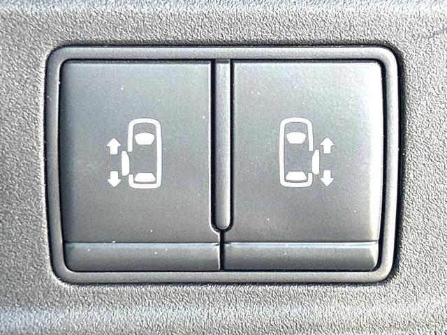 セレナ ハイウェイスターＶ　両側電動スライドドア　衝突軽減装置　禁煙車　ナビ　全周囲カメラ　ＥＴＣ　Ｂｌｕｅｔｏｏｔｈ　ドラレコ　ＬＥＤヘッドライト　ＬＥＤフォグライト　クルーズコントロール　クリアランスソナー　ＣＤ再生　地デジ（5枚目）