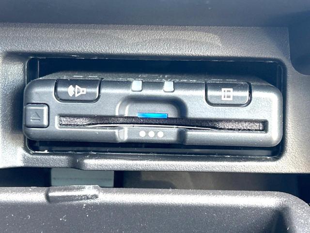 セレナ ハイウェイスターＶ　両側電動スライドドア　衝突軽減装置　禁煙車　ナビ　全周囲カメラ　ＥＴＣ　Ｂｌｕｅｔｏｏｔｈ　ドラレコ　ＬＥＤヘッドライト　ＬＥＤフォグライト　クルーズコントロール　クリアランスソナー　ＣＤ再生　地デジ（7枚目）