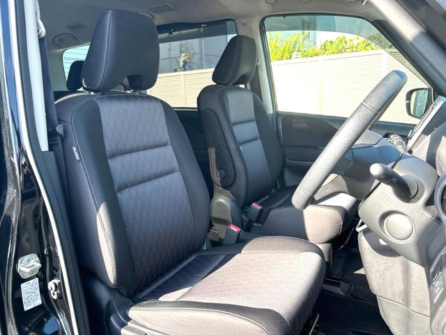 セレナ ハイウェイスターＶ　両側電動スライドドア　衝突軽減装置　禁煙車　ナビ　全周囲カメラ　ＥＴＣ　Ｂｌｕｅｔｏｏｔｈ　ドラレコ　ＬＥＤヘッドライト　ＬＥＤフォグライト　クルーズコントロール　クリアランスソナー　ＣＤ再生　地デジ（8枚目）