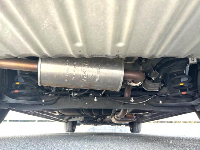 セレナ ハイウェイスターＶ　両側電動スライドドア　衝突軽減装置　禁煙車　ナビ　全周囲カメラ　ＥＴＣ　Ｂｌｕｅｔｏｏｔｈ　ドラレコ　ＬＥＤヘッドライト　ＬＥＤフォグライト　クルーズコントロール　クリアランスソナー　ＣＤ再生　地デジ（20枚目）