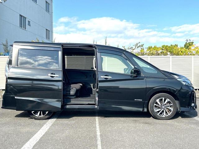 セレナ ハイウェイスターＶ　両側電動スライドドア　衝突軽減装置　禁煙車　ナビ　全周囲カメラ　ＥＴＣ　Ｂｌｕｅｔｏｏｔｈ　ドラレコ　ＬＥＤヘッドライト　ＬＥＤフォグライト　クルーズコントロール　クリアランスソナー　ＣＤ再生　地デジ（26枚目）