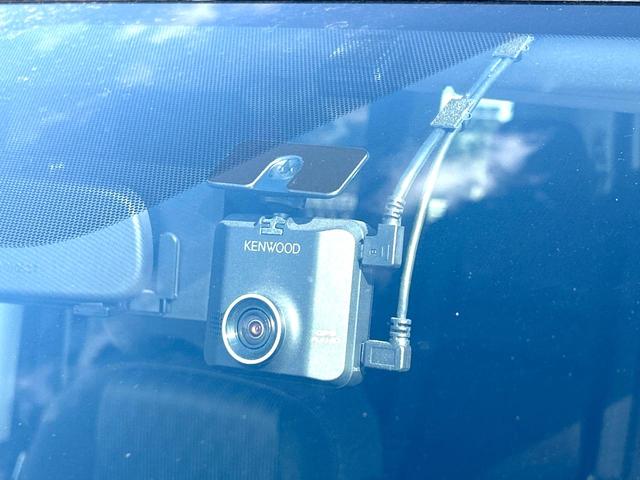 セレナ ハイウェイスターＶ　両側電動スライドドア　衝突軽減装置　禁煙車　ナビ　全周囲カメラ　ＥＴＣ　Ｂｌｕｅｔｏｏｔｈ　ドラレコ　ＬＥＤヘッドライト　ＬＥＤフォグライト　クルーズコントロール　クリアランスソナー　ＣＤ再生　地デジ（39枚目）