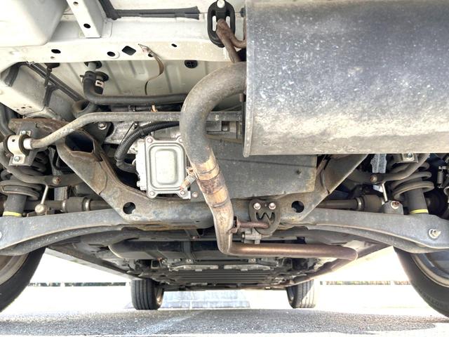 下回りがきれいなうちに、防錆加工の施工がオススメ。降雪地域はもちろん、沿岸部にお住いの方や、趣味でマリン・ウィンタースポーツをされる方にご好評いただいております。