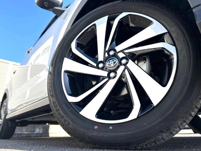 ライズ Ｚ　衝突軽減装置　禁煙車　全周囲カメラ　レーダークルーズ　ＥＴＣ　Ｂｌｕｅｔｏｏｔｈ　フルセグ　ドライブレコーダー　シートヒーター　ＬＥＤヘッドライト　レーンキープアシスト　革巻きステアリング（13枚目）