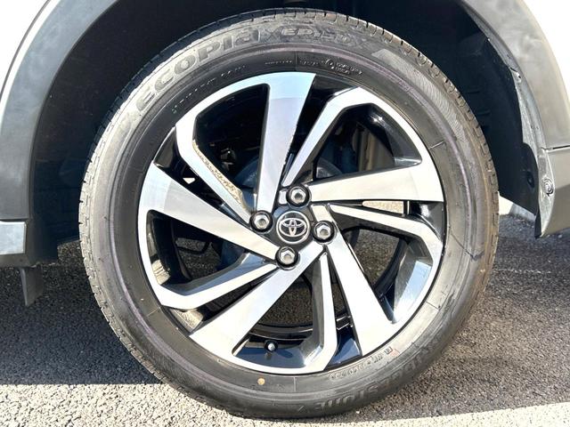 ライズ Ｚ　衝突軽減装置　禁煙車　全周囲カメラ　レーダークルーズ　ＥＴＣ　Ｂｌｕｅｔｏｏｔｈ　フルセグ　ドライブレコーダー　シートヒーター　ＬＥＤヘッドライト　レーンキープアシスト　革巻きステアリング（28枚目）