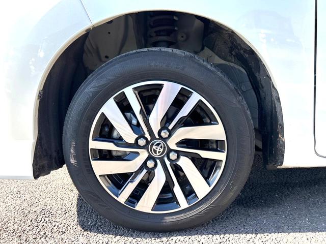 ルーミー カスタムＧ　両側電動スライドドア　衝突軽減装置　禁煙車　純正ナビ　レーダークルーズコントロール　バックカメラ　ＥＴＣ２．０　Ｂｌｕｅｔｏｏｔｈ　ドラレコ　シートヒーター　ＬＥＤヘッドライト　ＬＥＤフォグライト（33枚目）