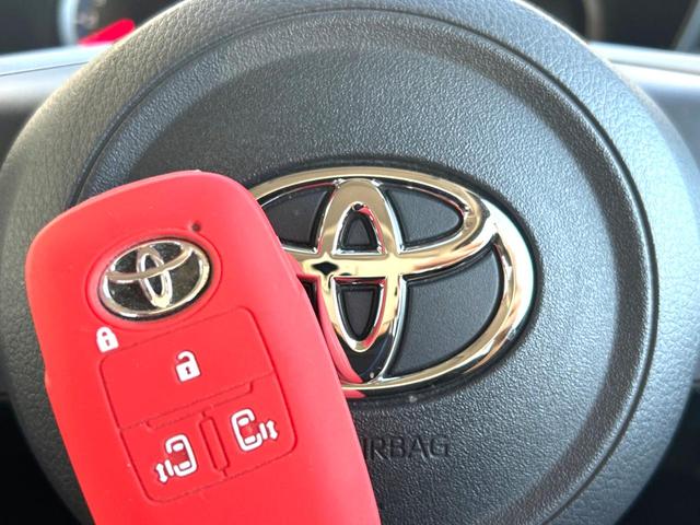 ルーミー カスタムＧ　両側電動スライドドア　衝突軽減装置　禁煙車　純正ナビ　レーダークルーズコントロール　バックカメラ　ＥＴＣ２．０　Ｂｌｕｅｔｏｏｔｈ　ドラレコ　シートヒーター　ＬＥＤヘッドライト　ＬＥＤフォグライト（49枚目）