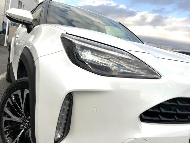 ヤリスクロス ハイブリッドZ 衝突軽減装置 禁煙車 純正ナビ 全周囲カメラ レーダークルーズコントロール ETC2.0 Bluetooth フルセグ ドラレコ シートヒーター パワーシート LEDヘッドライト クリアランスソナー(12枚目)