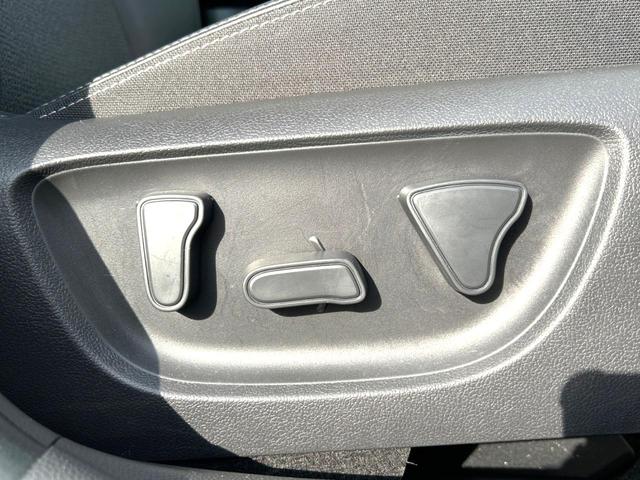 ヤリスクロス ハイブリッドZ 衝突軽減装置 禁煙車 純正ナビ 全周囲カメラ レーダークルーズコントロール ETC2.0 Bluetooth フルセグ ドラレコ シートヒーター パワーシート LEDヘッドライト クリアランスソナー(36枚目)