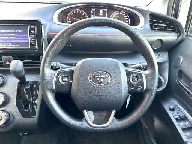 シエンタ X 電動スライドドア 衝突軽減装置 禁煙車 純正SDナビ バックカメラ ETC Bluetooth フルセグ ドラレコ レーンキープアシスト クリアランスソナー CD再生 盗難防止装置 プライバシーガラス(12枚目)