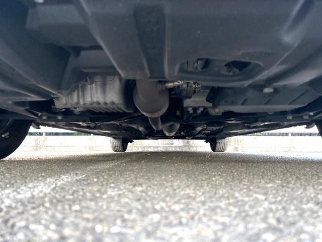 シエンタ X 電動スライドドア 衝突軽減装置 禁煙車 純正SDナビ バックカメラ ETC Bluetooth フルセグ ドラレコ レーンキープアシスト クリアランスソナー CD再生 盗難防止装置 プライバシーガラス(20枚目)