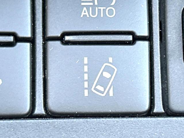 シエンタ X 電動スライドドア 衝突軽減装置 禁煙車 純正SDナビ バックカメラ ETC Bluetooth フルセグ ドラレコ レーンキープアシスト クリアランスソナー CD再生 盗難防止装置 プライバシーガラス(46枚目)